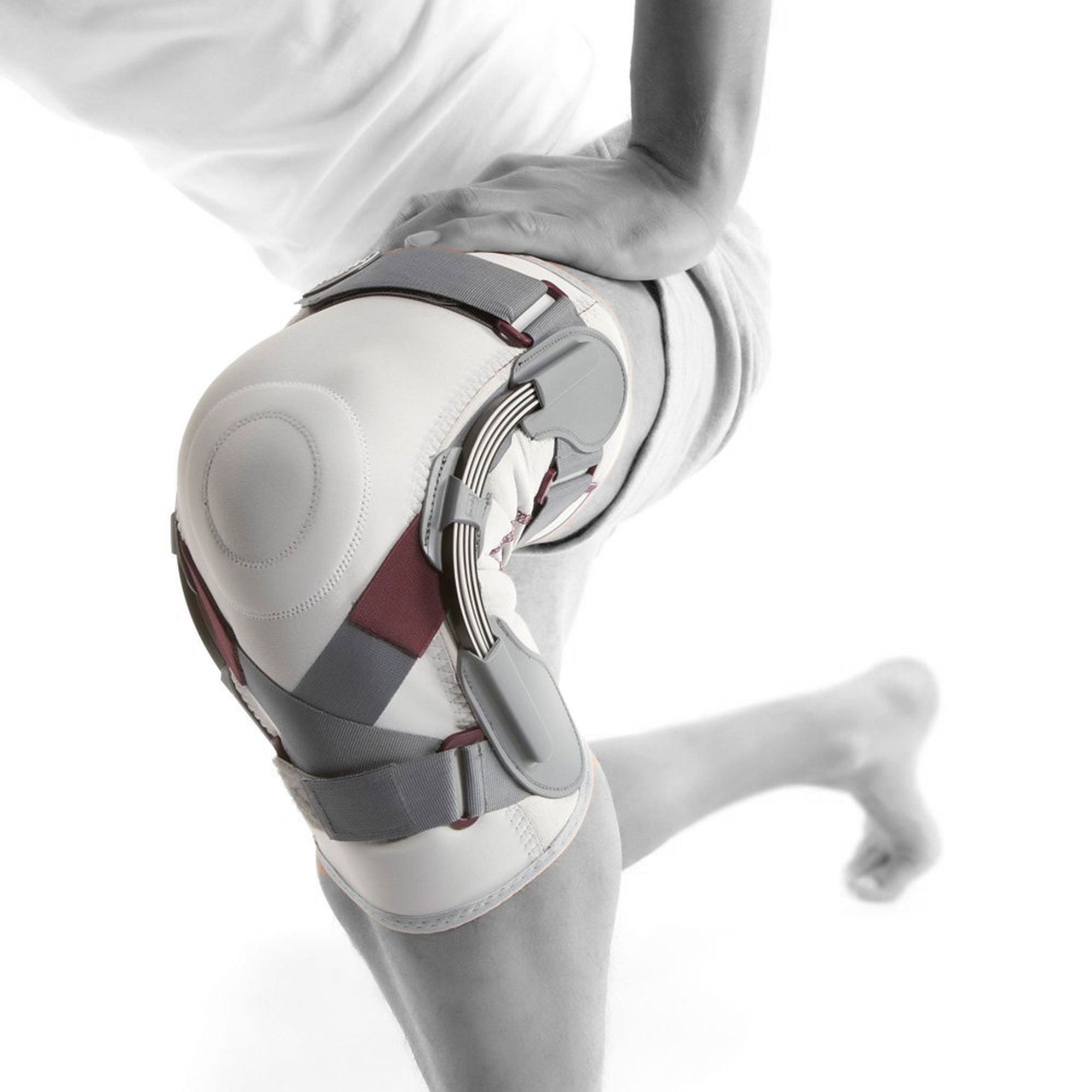 Push Med knee brace with slatted rails