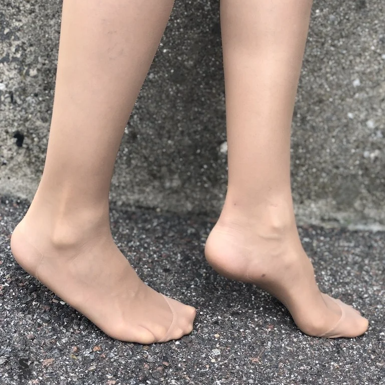 Tukisukat extra ohut beige turvonneille ja väsyneille jaloille