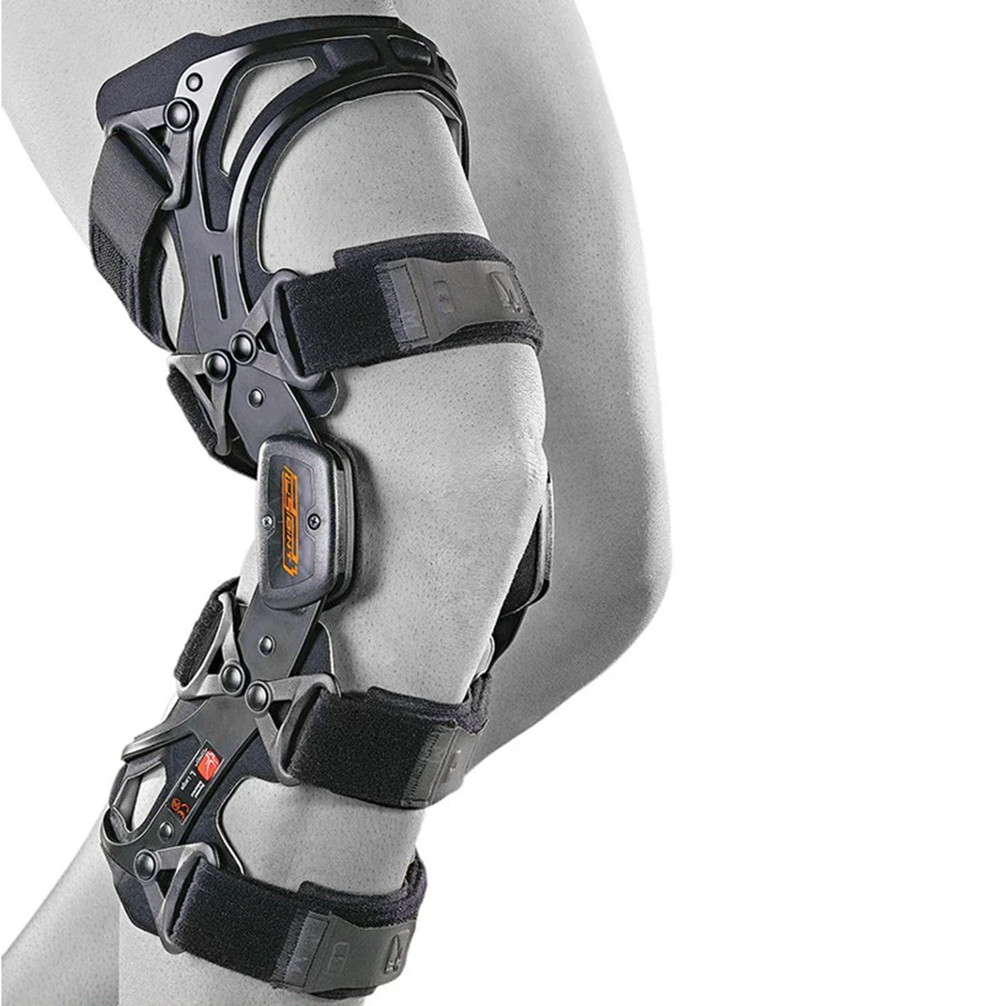 Knee protector PP3 for maximum stability and fixation in case of cruciate ligament injury